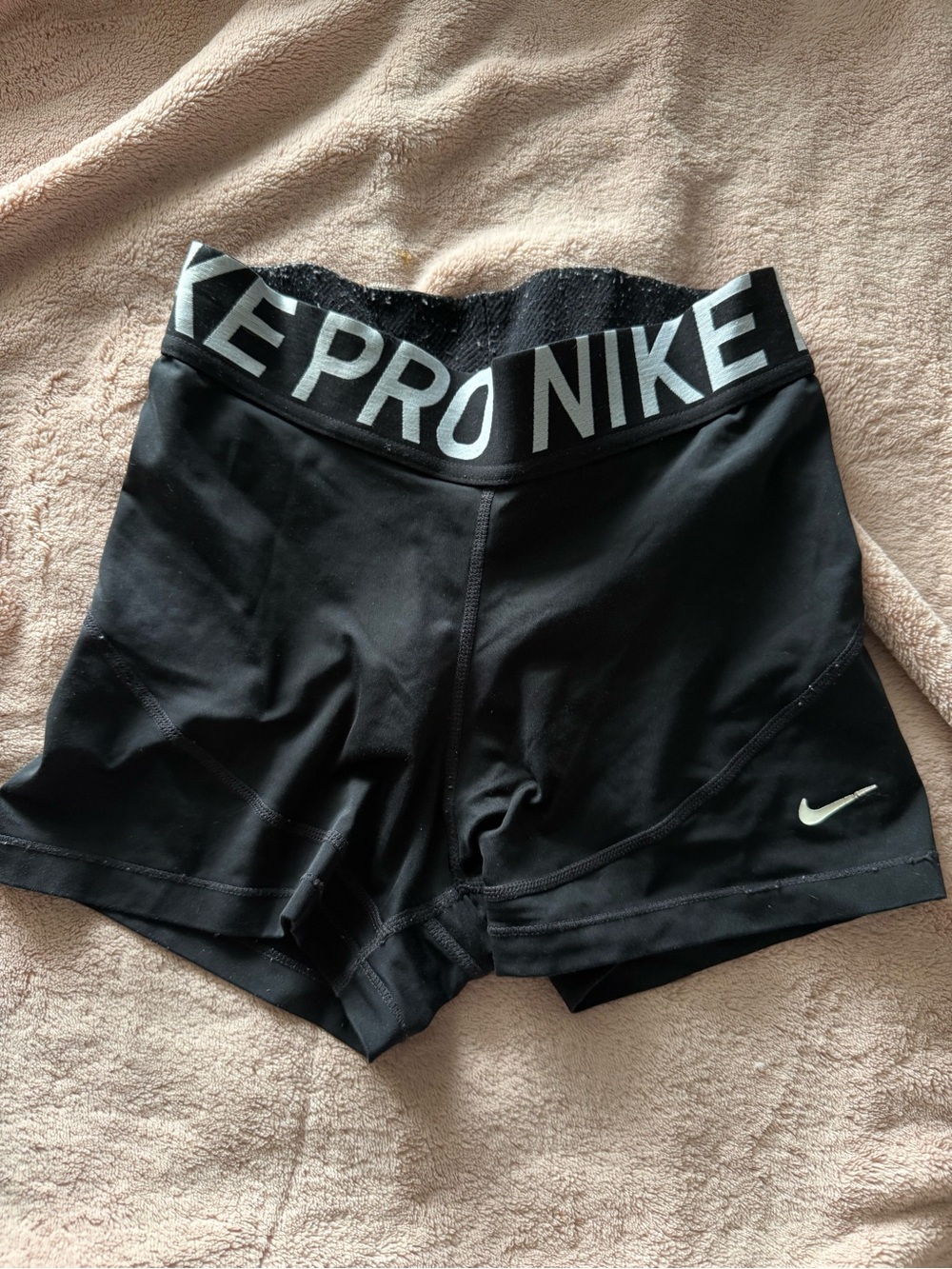 Nike Pro Black Women's Workout Bike Shorts with Logo Waistband